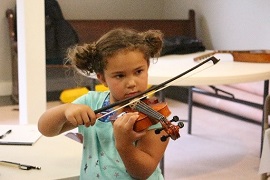 Discovering the violin at the CCM Open House