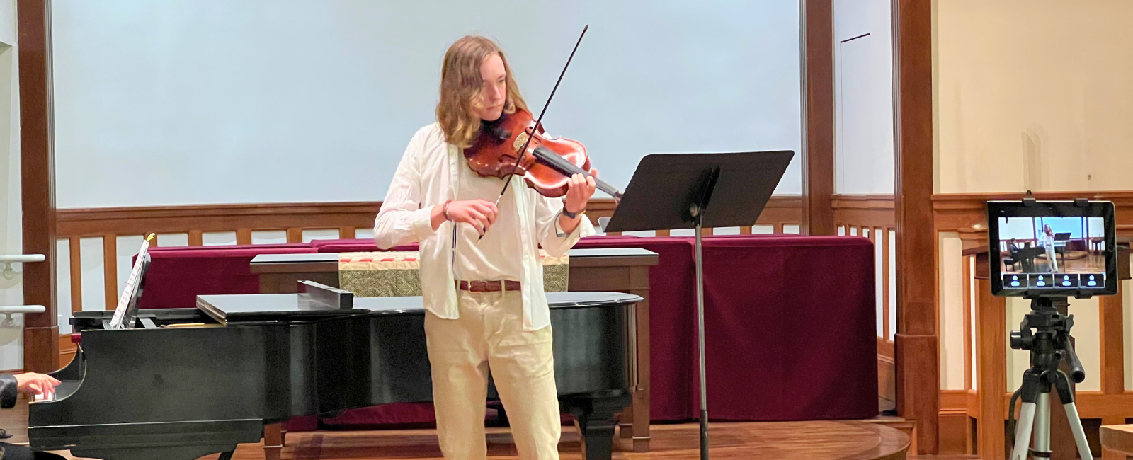 CCM student violinist